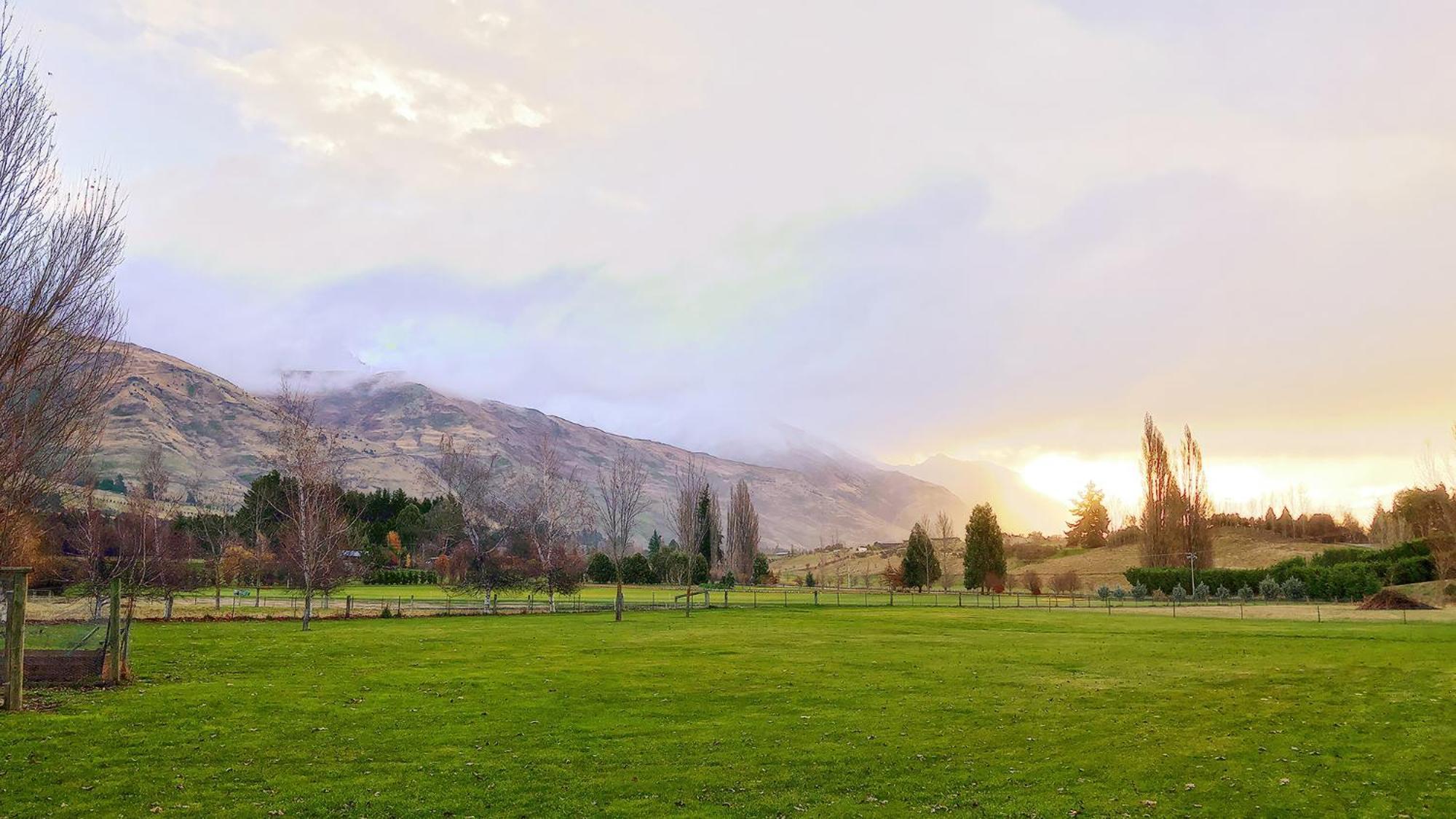 Alpine View Lodge Wanaka Exterior photo