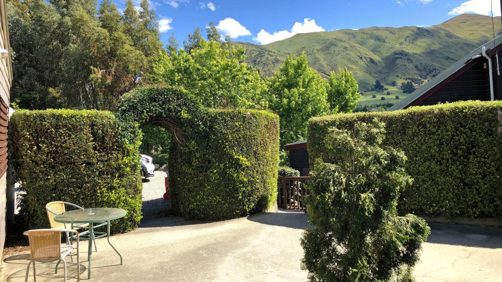 Alpine View Lodge Wanaka Exterior photo