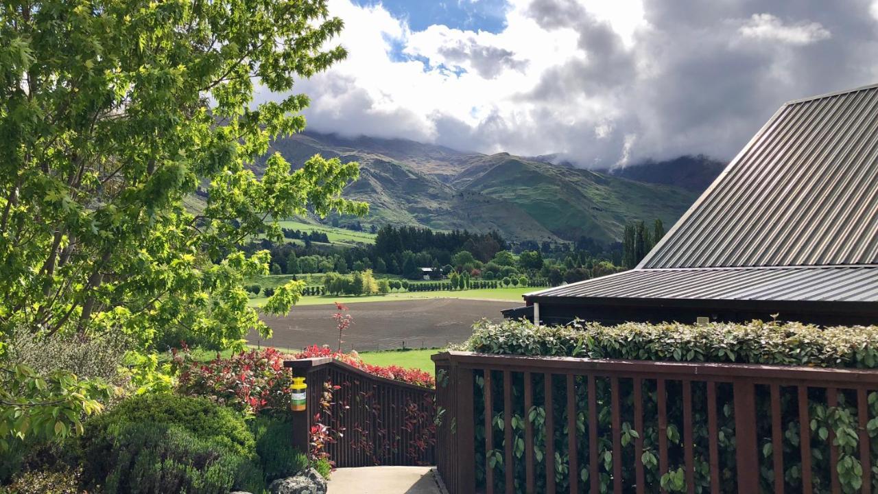 Alpine View Lodge Wanaka Exterior photo